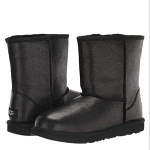 UGG Girl Classic Black Boots